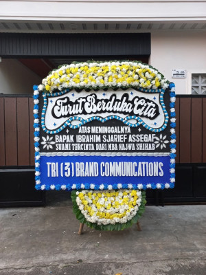 Papan Bunga Duka di Sungai Sapih